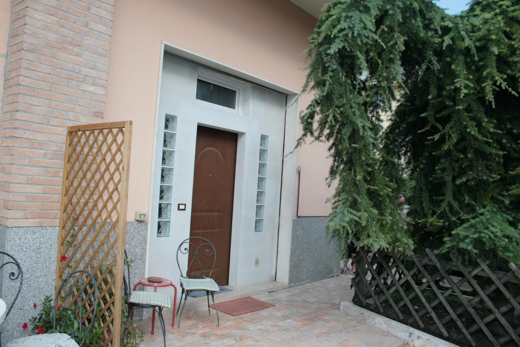 I Gemelli Holiday House Pescara Bagian luar foto